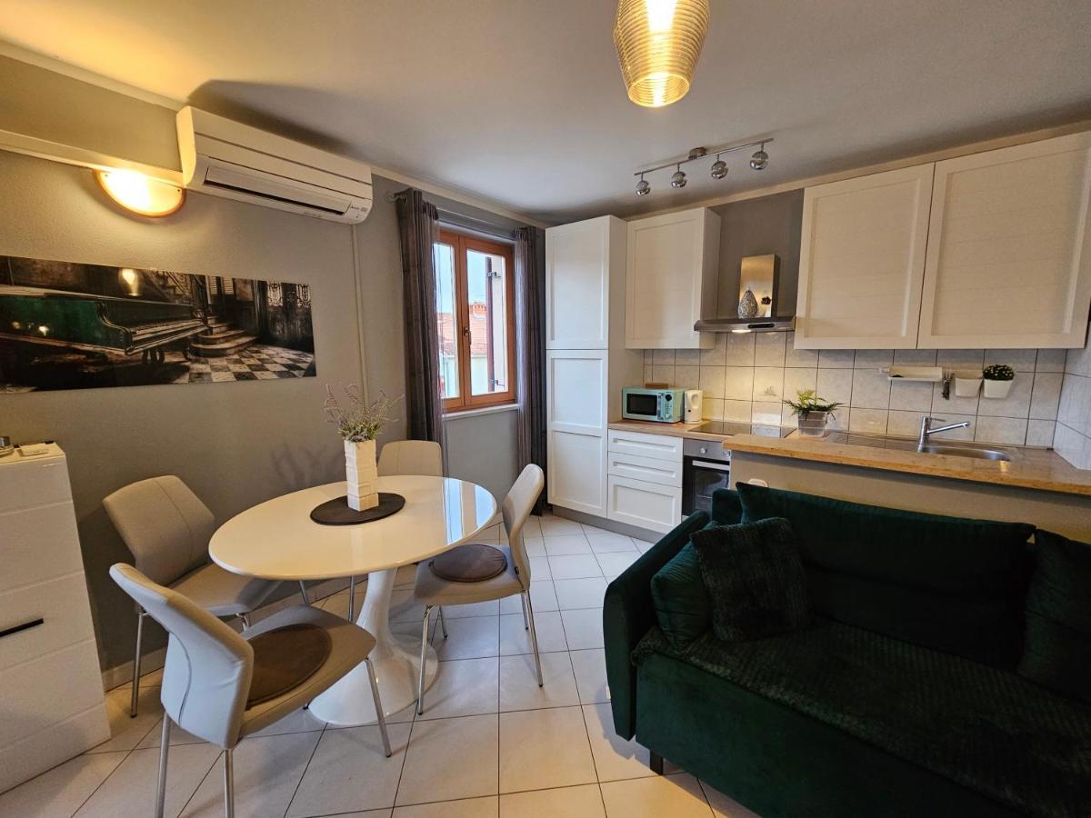 Apartment Gloria Rovinj Exterior foto